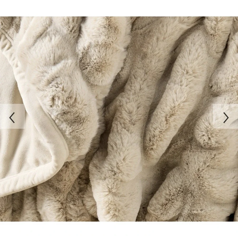 Pottery Barn Fur Throw Blanket Beige Champagne 50